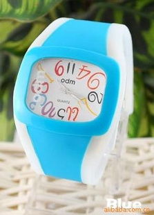 家居日用品 品质生活的无声基石